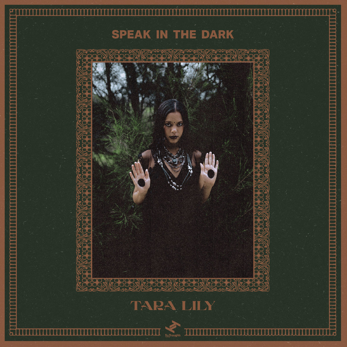 Tara Lily - Speak In The Dark [Vinyl]