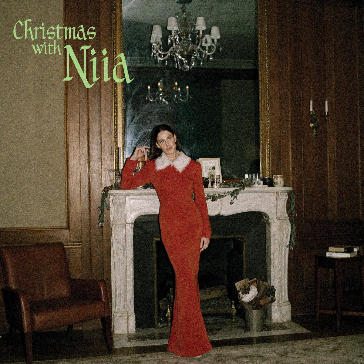 PRE-ORDER: Christmas With Niia (MAROON VINYL) [Vinyl]