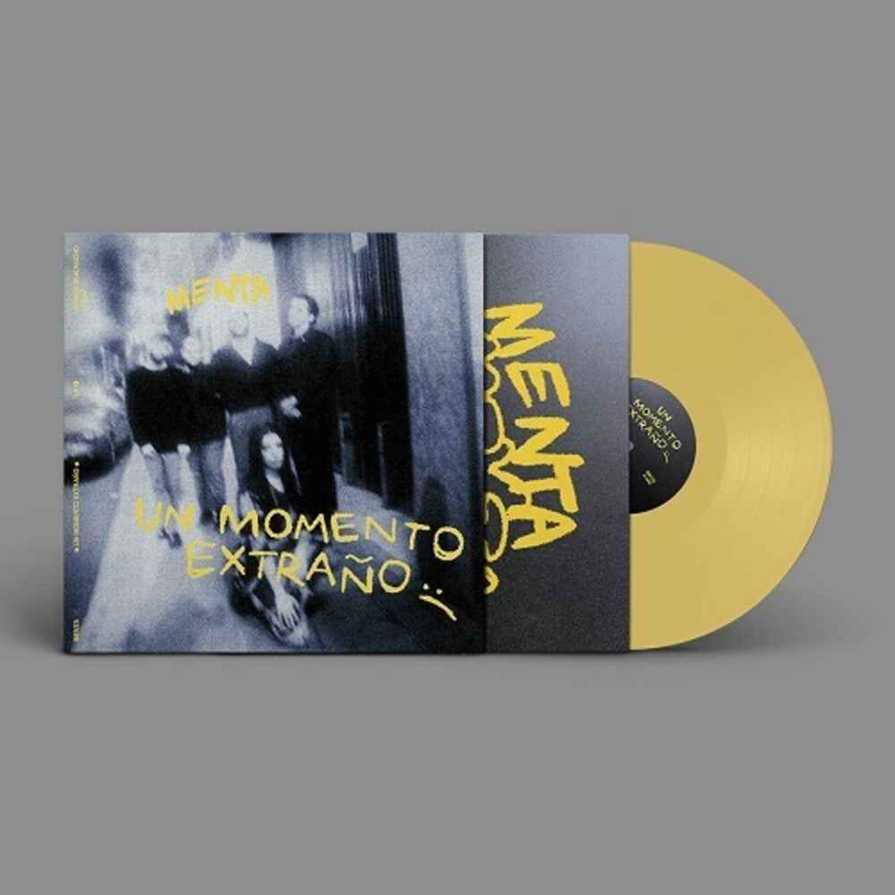 Un Momento Extano - Yellow Vinyl [LP]