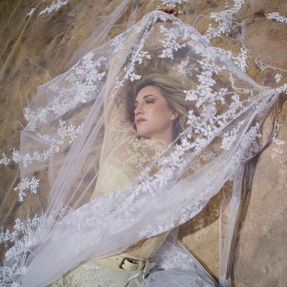Laced [Opaque White]