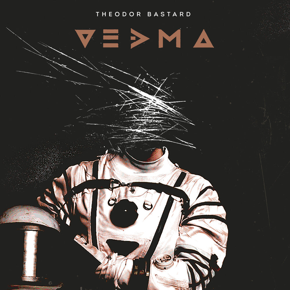 PRE-ORDER: Triangle (V) [Deluxe] (Gate) [Limited Edition]