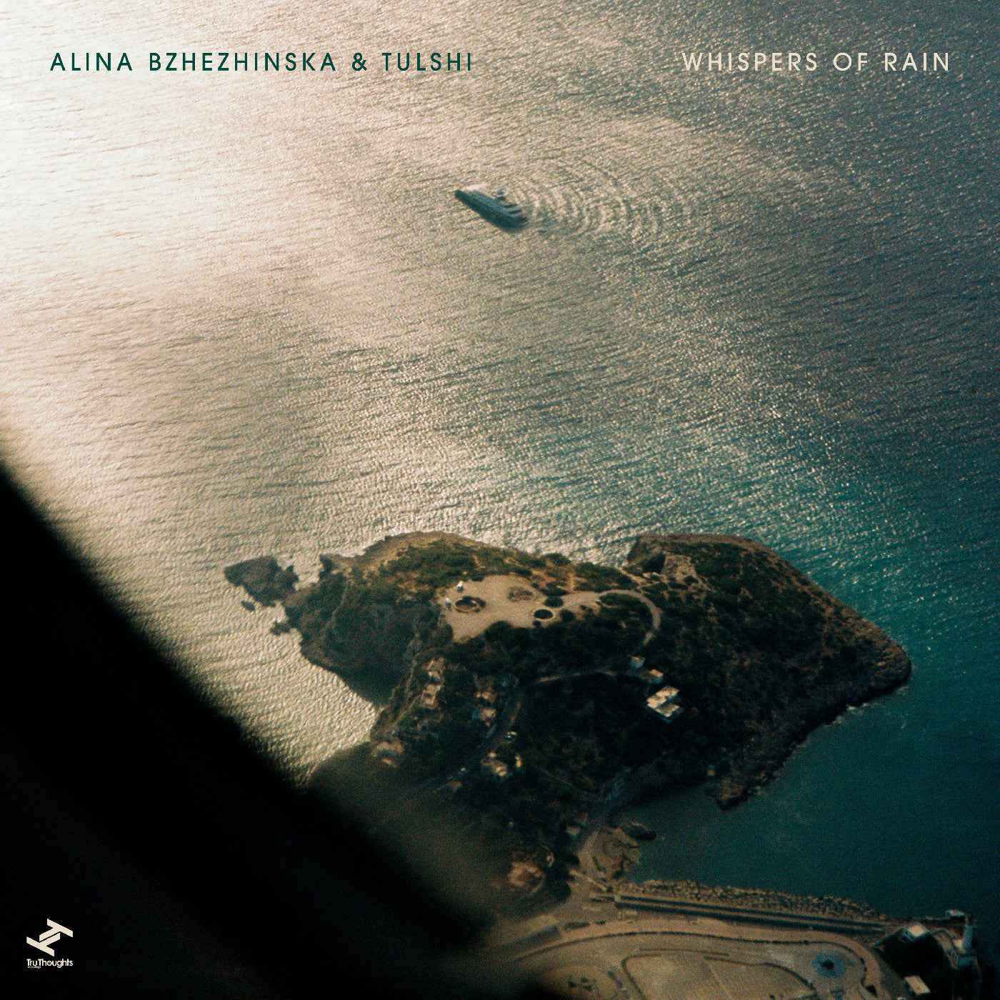 Whispers Of Rain [CD]