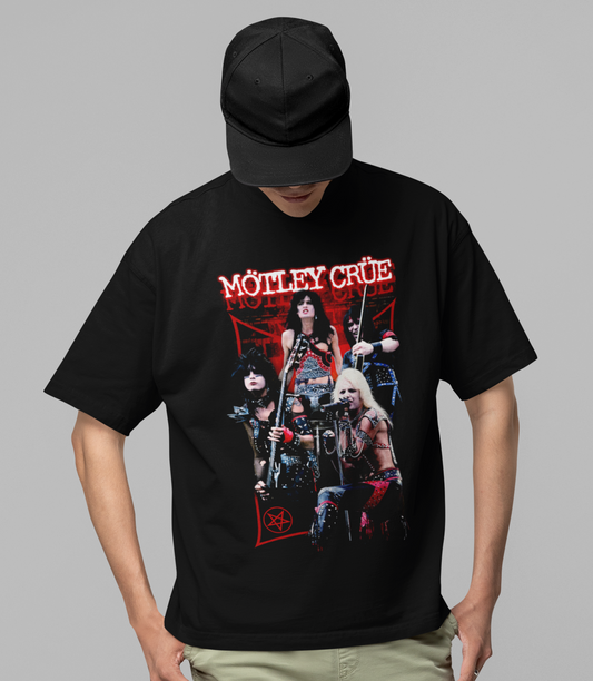 MERCHMOMENT Motley Crue Live Jumbo Print T-shirt [Apparel] - Rock Band Apparel